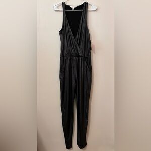 NWT Marilyn Monroe stretch sparkle V-neck jumpsuit in gunmetal. SIZE XL.